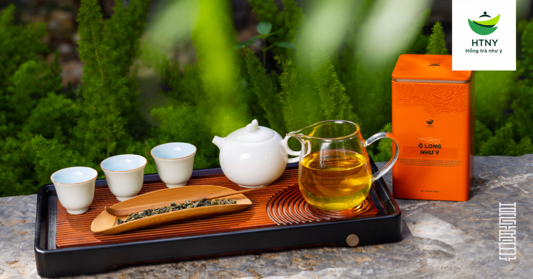 tách uống trà