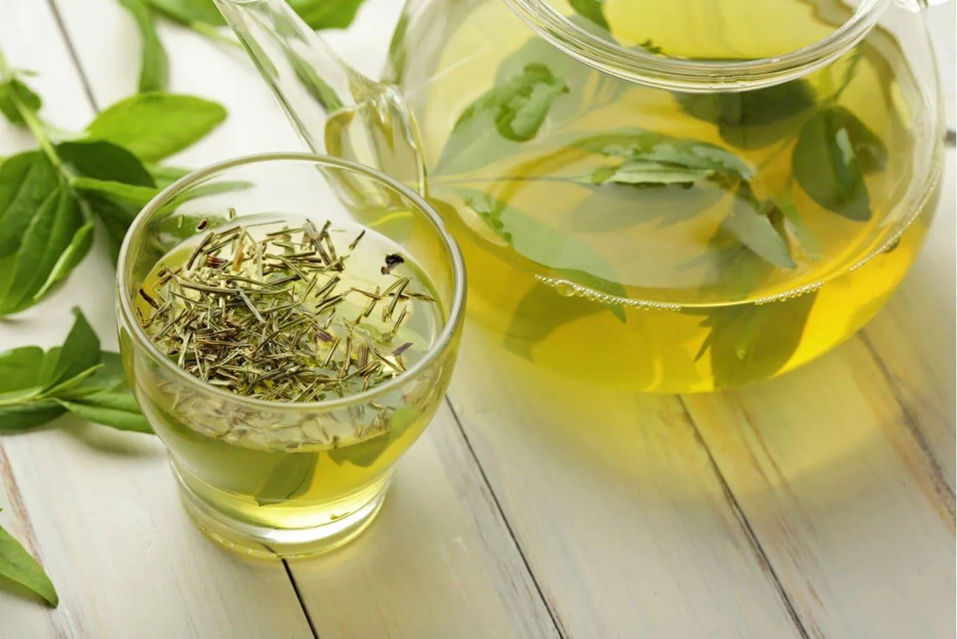 Cách hãm chè xanh không bị đỏ