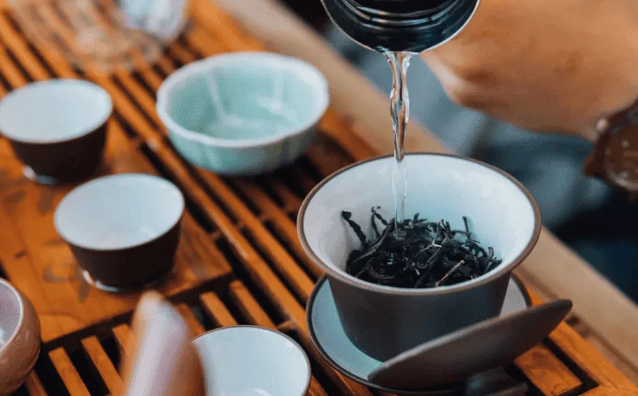 Uống trà ô long có mất ngủ không