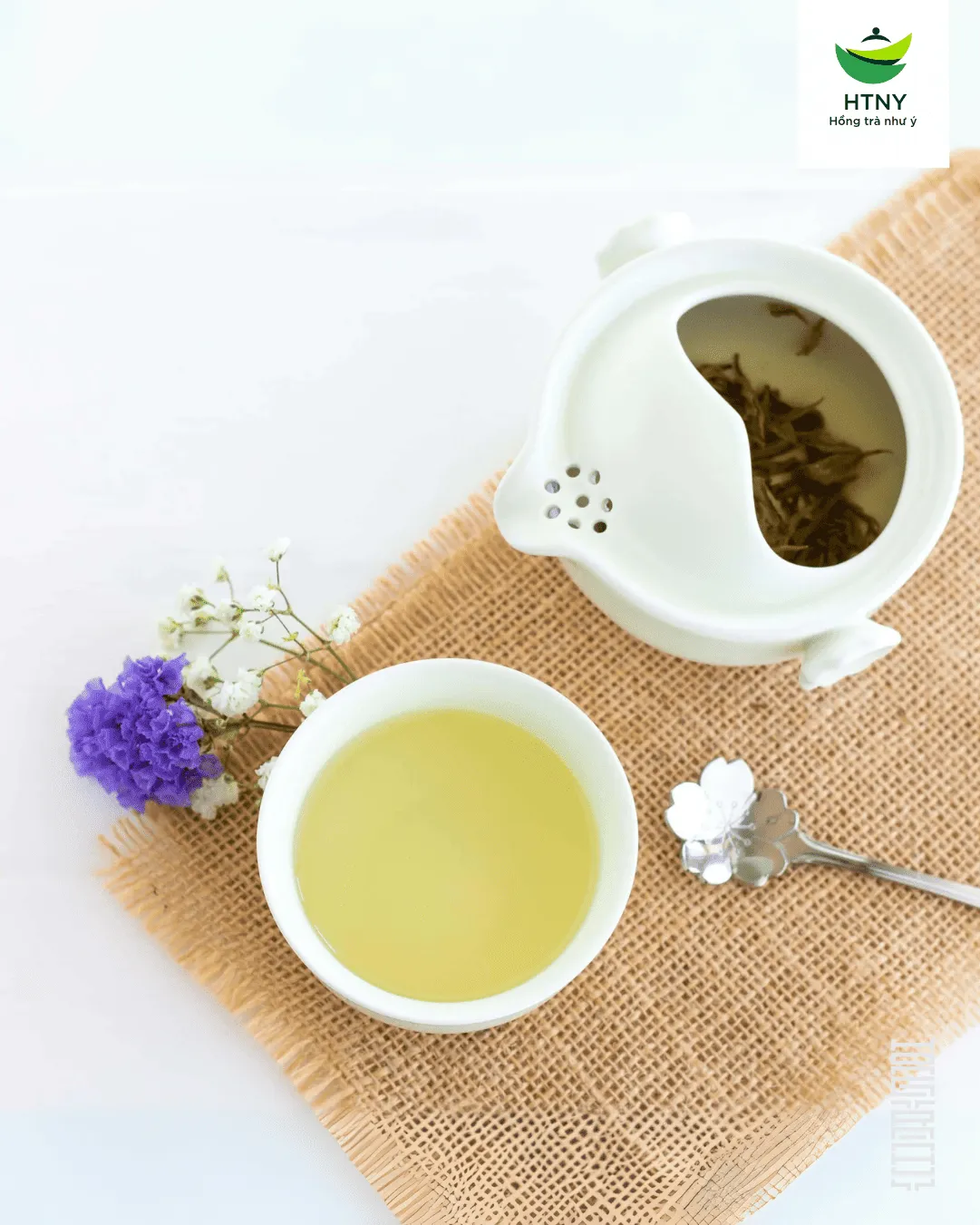 Hương vị đặc trưng của bạch trà cổ thụ