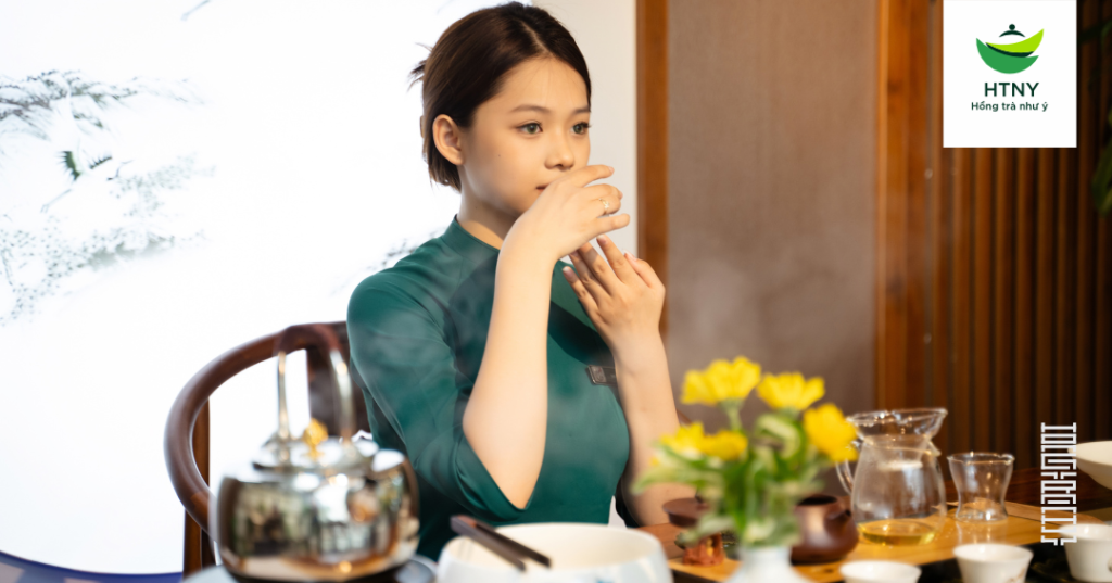 trà ướp sen hồ tây