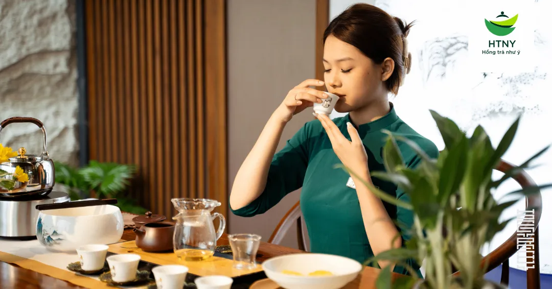 độc ẩm trà